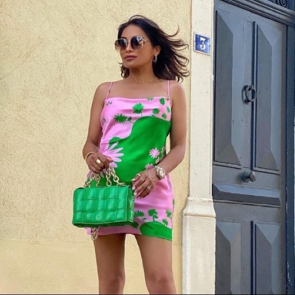 BLOGGER'S FAVE! Zara Pink Satin Effect Floral Print Mini Dress Sz XS NWT - Picture 6 of 8